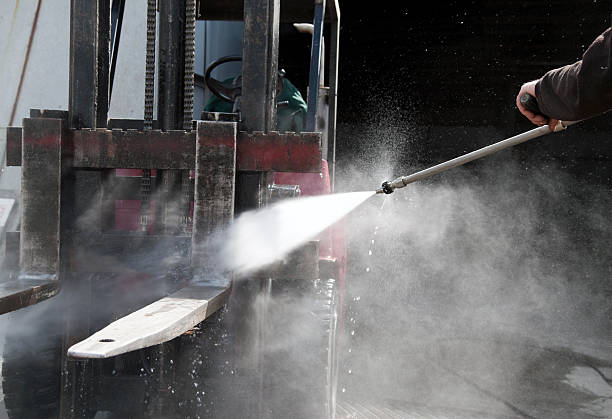 Best Driveway Pressure Washing  in Leonia, NJ